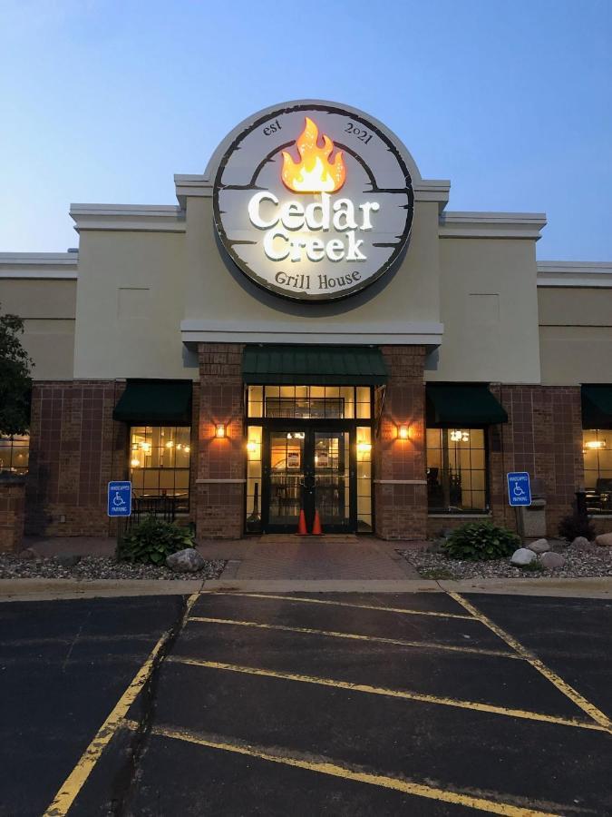 Holiday Inn & Suites Wausau-Rothschild By Ihg Eksteriør billede