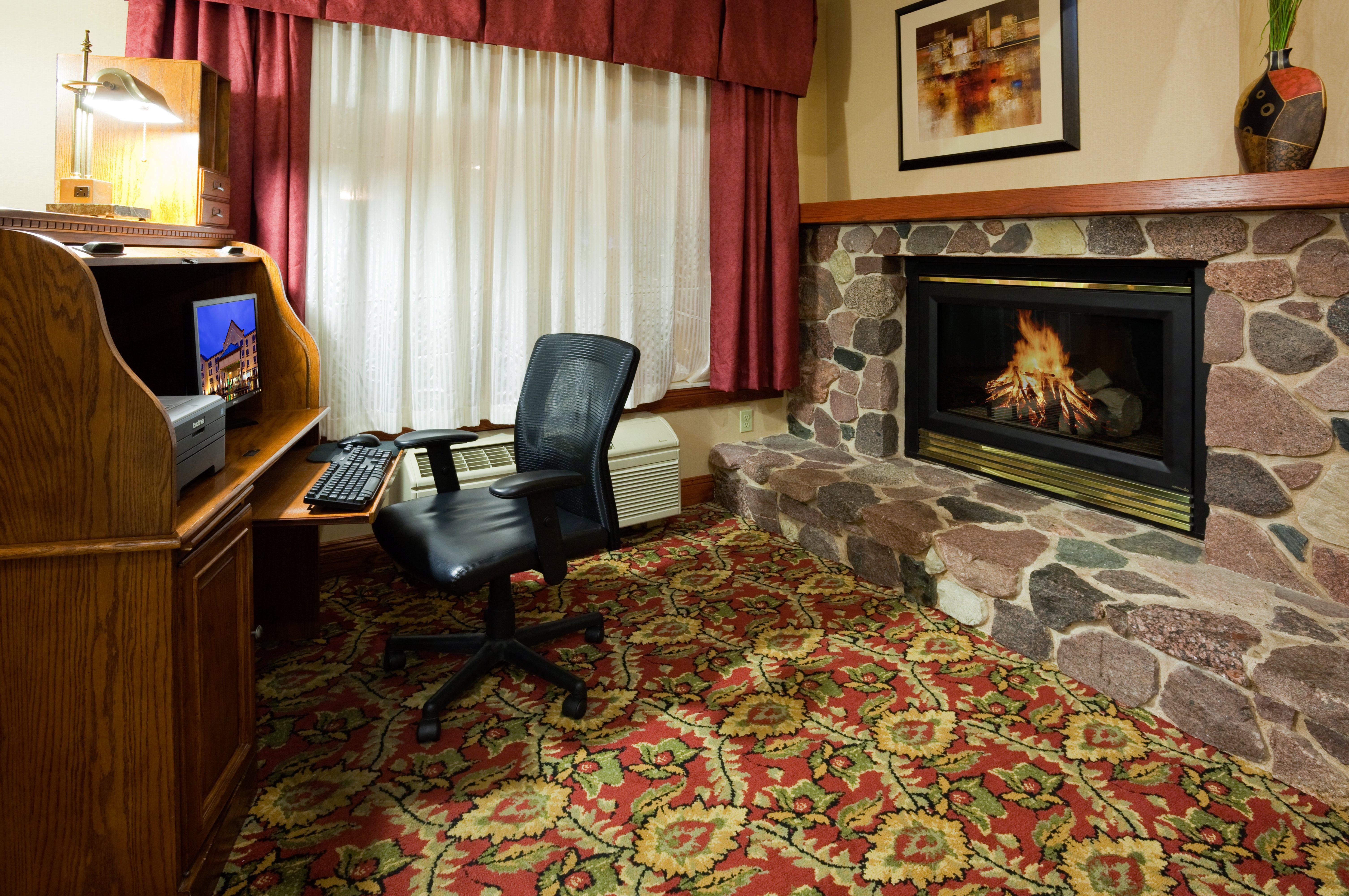 Holiday Inn & Suites Wausau-Rothschild By Ihg Eksteriør billede