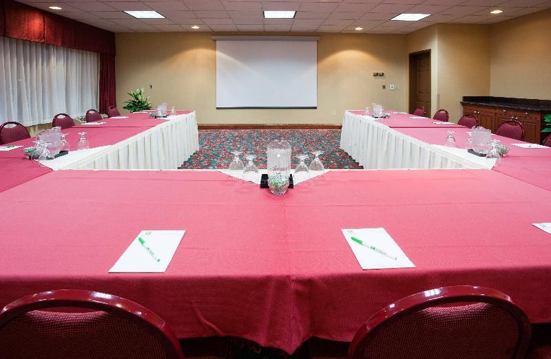 Holiday Inn & Suites Wausau-Rothschild By Ihg Eksteriør billede